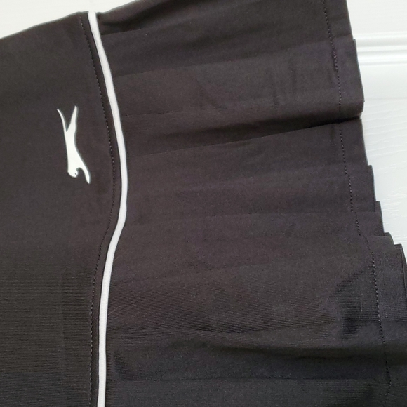 Slazenger golf skirt black and white pleated skirt size medium euc - Picture 2 of 7